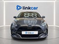 Usado Toyota Yaris Hybrid 115 HP (84 kW) 2023 Cinzento