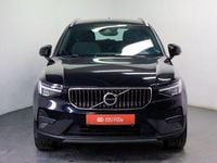 Usado Volvo XC40 Core 211 HP (155 kW) 2023 Preto SUV
