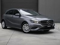Usado Mercedes A180 Style 109 HP (80 kW) 2013 Cinzento Citadino