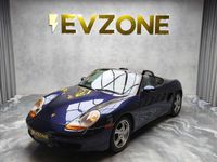 Usado Porsche Boxster 204 HP (150 kW) 1997 Azul Cabrios