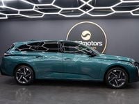 Usado Peugeot 308 Allure 130 HP (95 kW) 2022 Verde Carrinha