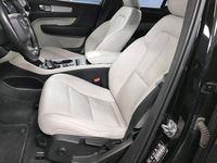 Usado Volvo XC40 Momentum 150 HP (110 kW) 2019 Preto SUV