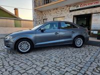 usado Audi A3 1.6 TDi Attraction Ultra