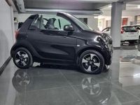 Usado Smart ForTwo Electric Drive Passion 60 kW (82 HP) 2021 Preto Cabrios