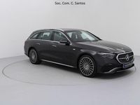 Usado Mercedes E300 AMG 326 HP (239 kW) 2025 Cinza Carrinha