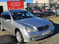 Usado Mercedes C220 143 HP (105 kW) 2001 Cinzento Carrinha