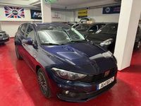 Usado Fiat Tipo Wagon 101 HP (74 kW) 2021 Azul Carrinha