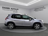 Usado Peugeot 2008 110 HP (80 kW) 2016 Outra SUV