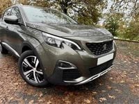 Usado Peugeot 5008 Allure 130 HP (95 kW) 2020 Cinzento Monovolume