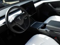 Usado Tesla Model Y 378 kW (514 HP) 2022 Azul SUV