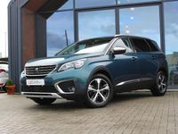 Usado Peugeot 5008 Crossway 130 HP (95 kW) 2018 Azul Monovolume
