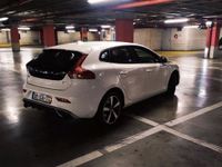 usado Volvo V40 D2 R-DESIGN 2017 UM DONO