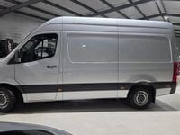 Usado Mercedes Sprinter 163 HP (119 kW) 2018 Cinzento Van