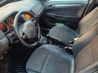 Usado Opel Astra 110 HP (80 kW) 2010 Sedan