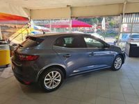 Usado Renault Mégane III Zen 100 HP (73 kW) 2016 Cinza escuro