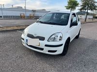 usado Toyota Yaris 1.4 D4D 2 lugares ar condicionado excelente estado