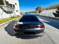 Usado Porsche Panamera 462 HP (339 kW) 2018 Cinzento Citadino