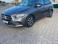 Usado Mercedes 180 AMG line 116 HP (85 kW) 2020 Sedan