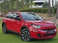 Usado Fiat 600 Red 114 kW (156 HP) 2023 Vermelho SUV