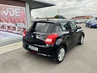 Usado Suzuki Swift 90 HP (66 kW) 2018 Preto Citadino
