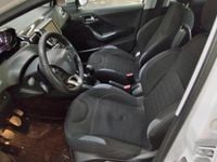 Usado Peugeot 208 92 HP (67 kW) 2013 Branco Citadino