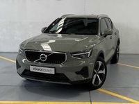 Usado Volvo XC40 163 HP (119 kW) 2025 Verde SUV