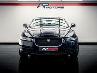 Usado Jaguar XE 180 HP (132 kW) 2015 Preto Sedan