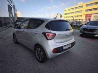 Usado Hyundai i10 Comfort 66 HP (48 kW) 2019 Cinzento Citadino