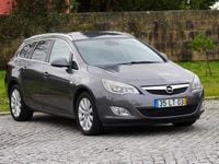 Usado Opel Astra Cosmo 125 HP (91 kW) 2011 Sedan