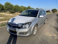 Usado Opel Astra 90 HP (66 kW) 2005 Sedan