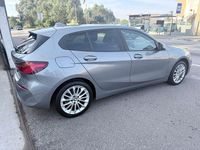 Usado BMW 116 Advantage 116 HP (85 kW) 2023 Cinza Citadino
