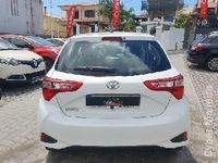 usado Toyota Yaris 1.0 VVTI Gasolina