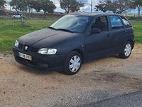 Usado Seat Ibiza 60 HP (44 kW) 2000 Sedan