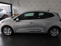 Usado Renault Clio V 85 HP (62 kW) 2021 Cinzento