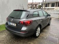 Usado Opel Astra 131 HP (96 kW) 2011 Sedan