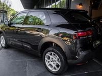 Usado Citroën C4 Cactus Feel 102 HP (75 kW) 2019 Preto Citadino