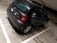 Usado Renault Clio II 65 HP (47 kW) 2004 Preto Citadino