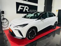 Usado MG MG4 EV 125 kW (170 HP) 2023 Branco Citadino