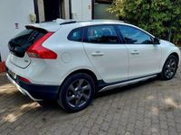 Usado Volvo V40 Summum 120 HP (88 kW) 2016 Branco Carrinha