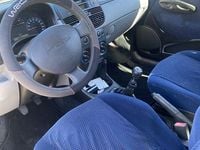 Usado Fiat Punto 60 HP (44 kW) 2001 Citadino