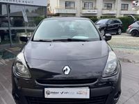 Usado Renault Clio II Dynamique 68 HP (50 kW) 2010 Preto