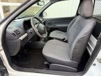 Usado Renault Clio II 68 HP (50 kW) 2007 Branco