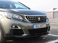 Usado Peugeot 3008 120 HP (88 kW) 2017 Verde SUV