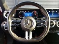 Usado Mercedes A250 Advanced Plus 218 HP (160 kW) 2024 Vermelho patagonia Citadino