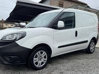 Usado Fiat Doblò 95 HP (69 kW) 2021 Branco Monovolume