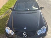 Usado Mercedes C220 143 HP (105 kW) 2002 Coupé