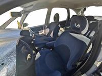 Usado Citroën Xsara 109 HP (80 kW) 2004 Cinzento Monovolume