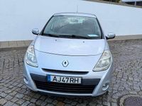 Usado Renault Clio II 75 HP (55 kW) 2010 Cinzento