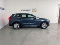 Usado Volvo XC60 Momentum 197 HP (144 kW) 2021 Azul SUV