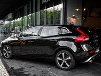 usado Volvo V40 2.0 D2 R-Design